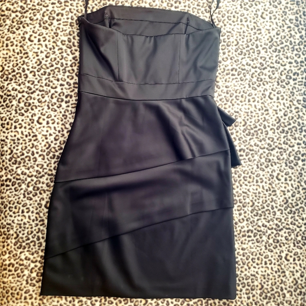 WHBM Black Satin Strapless Lined Tiered Ruffle Mini Dress, Size 8, EUC - Picture 7 of 16